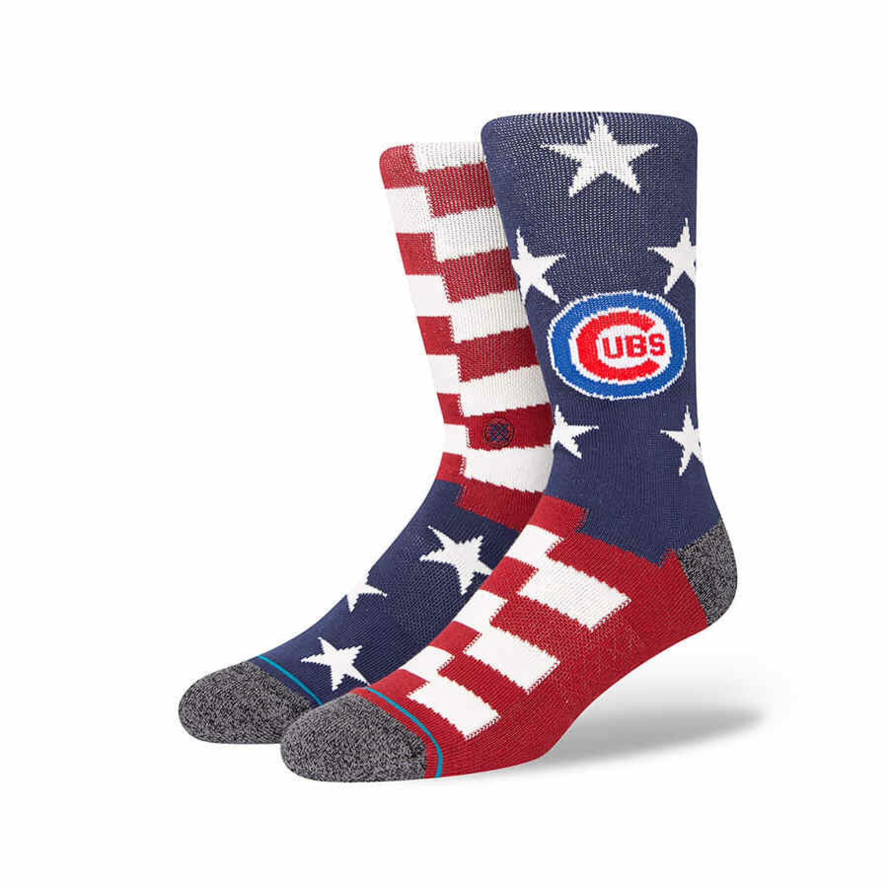 Brigade socks Chicago Cubs