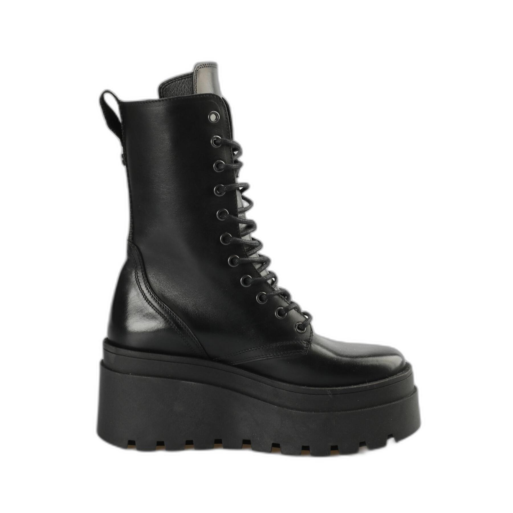 Patent leather ankle boots for women Buffalo Lift