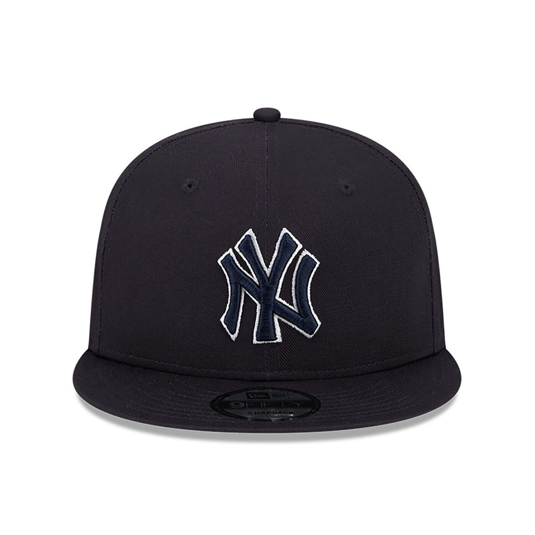 Snapback cap with side patch New York Yankees 9Fifty