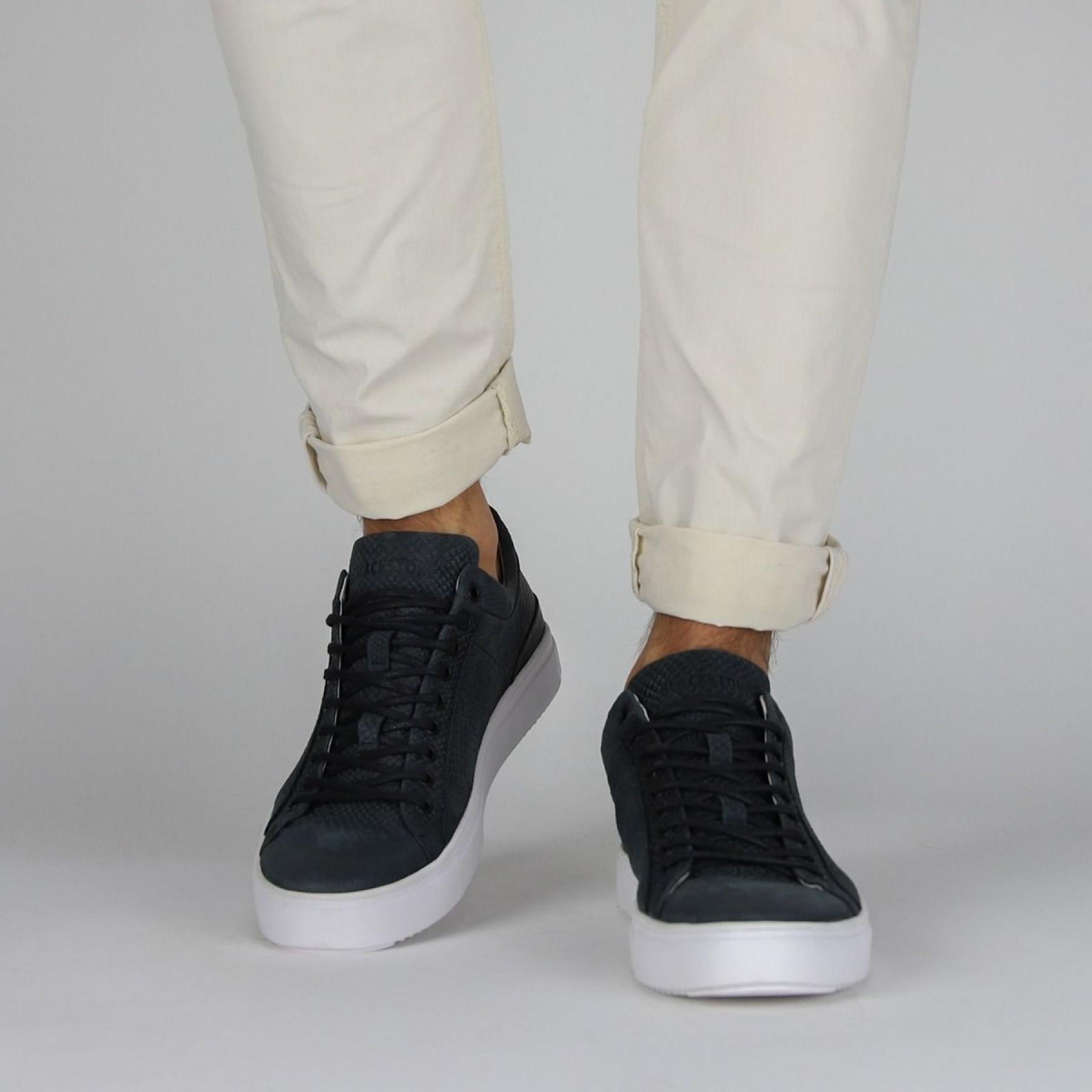 Low shoes Blackstone