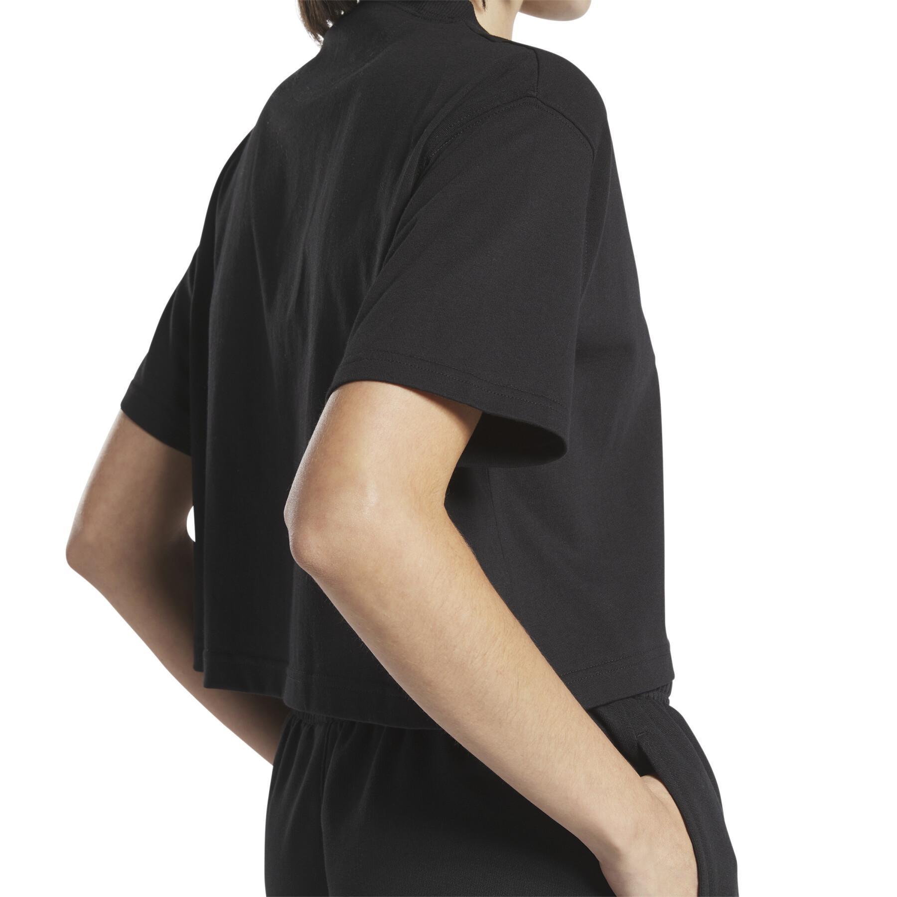 Women's crop top T-shirt Reebok Classics Big Logo
