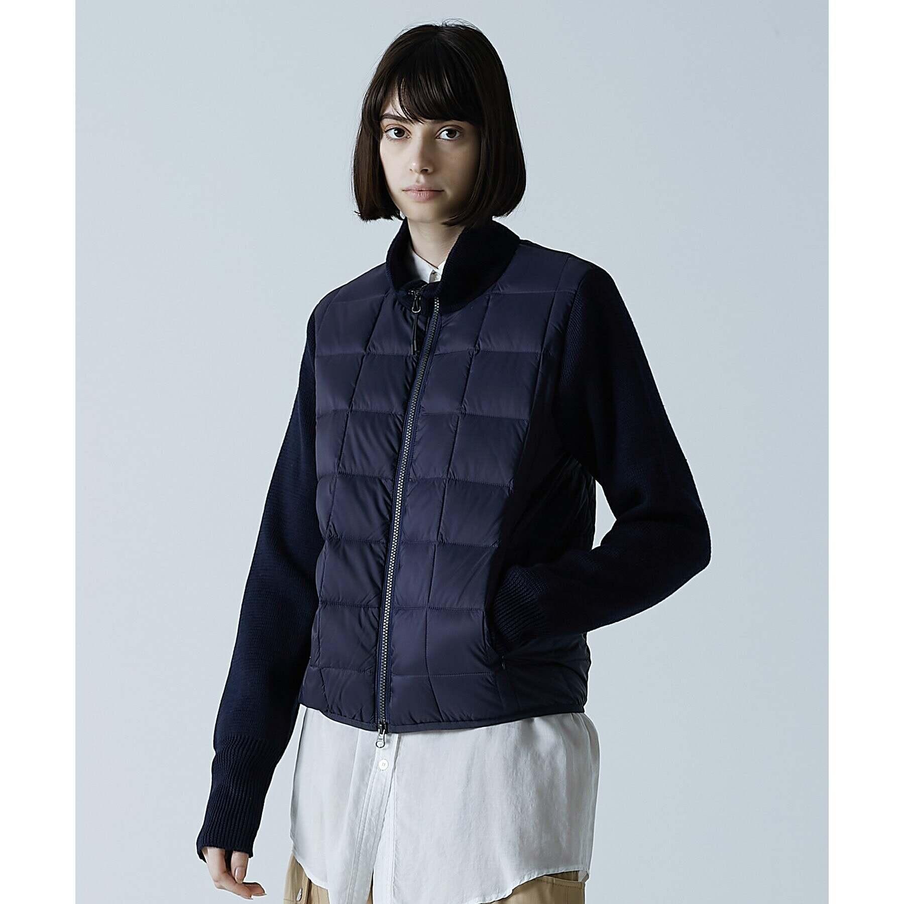 BasicPuffer Jacket with high collar and knitted zip-off sleeves Taion